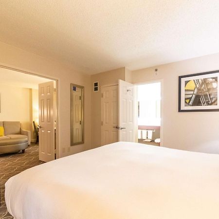Doubletree Suites By Hilton At The Battery Atlanta Smyrna Eksteriør billede