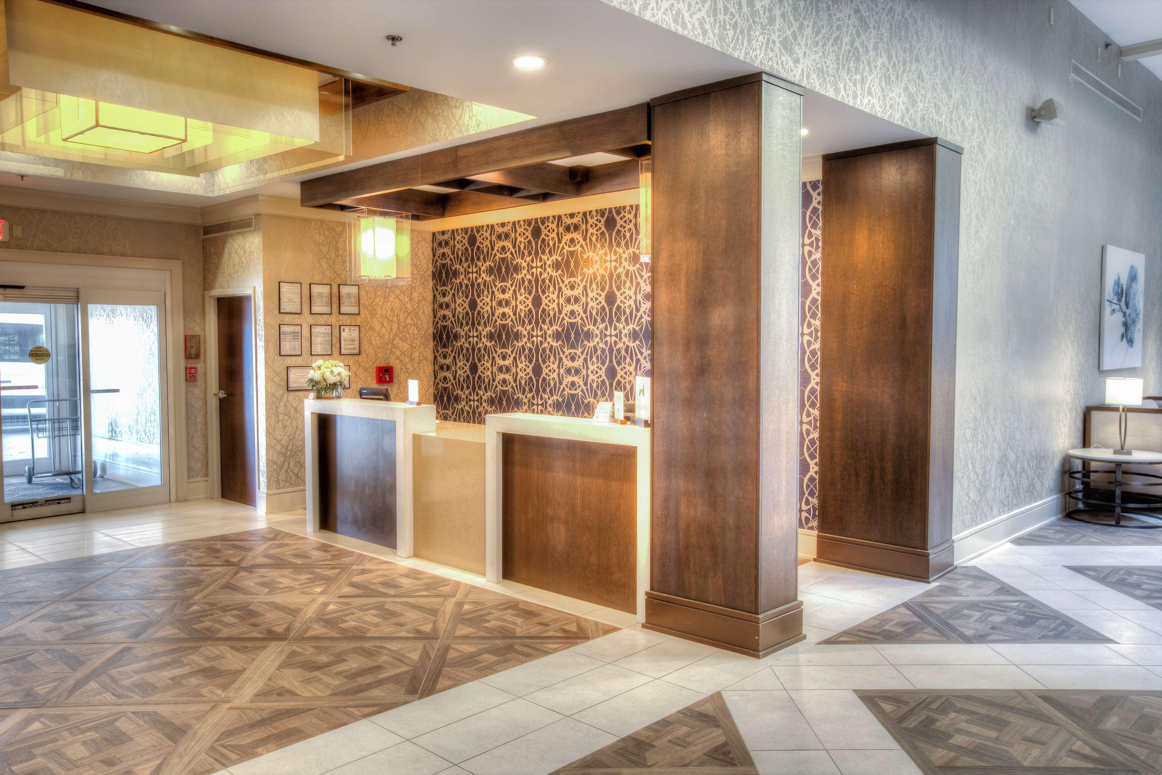 Doubletree Suites By Hilton At The Battery Atlanta Smyrna Eksteriør billede