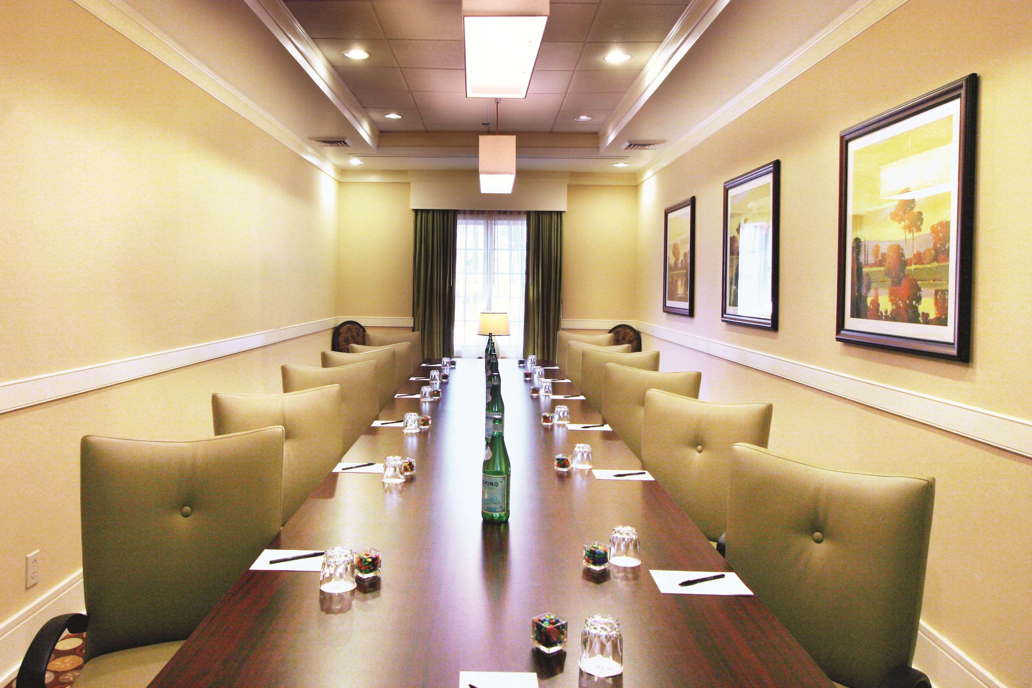 Doubletree Suites By Hilton At The Battery Atlanta Smyrna Eksteriør billede