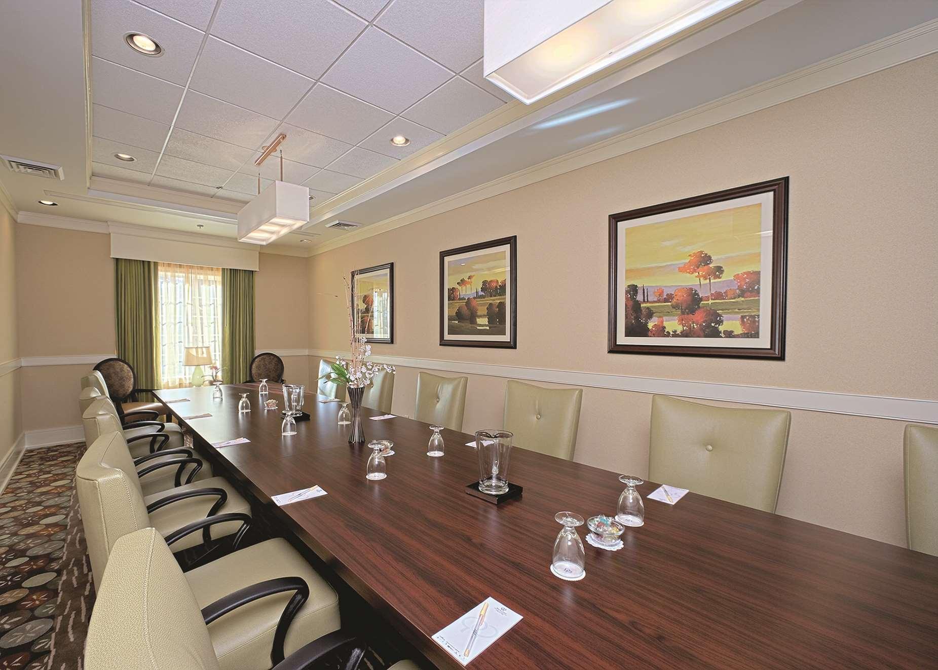 Doubletree Suites By Hilton At The Battery Atlanta Smyrna Eksteriør billede