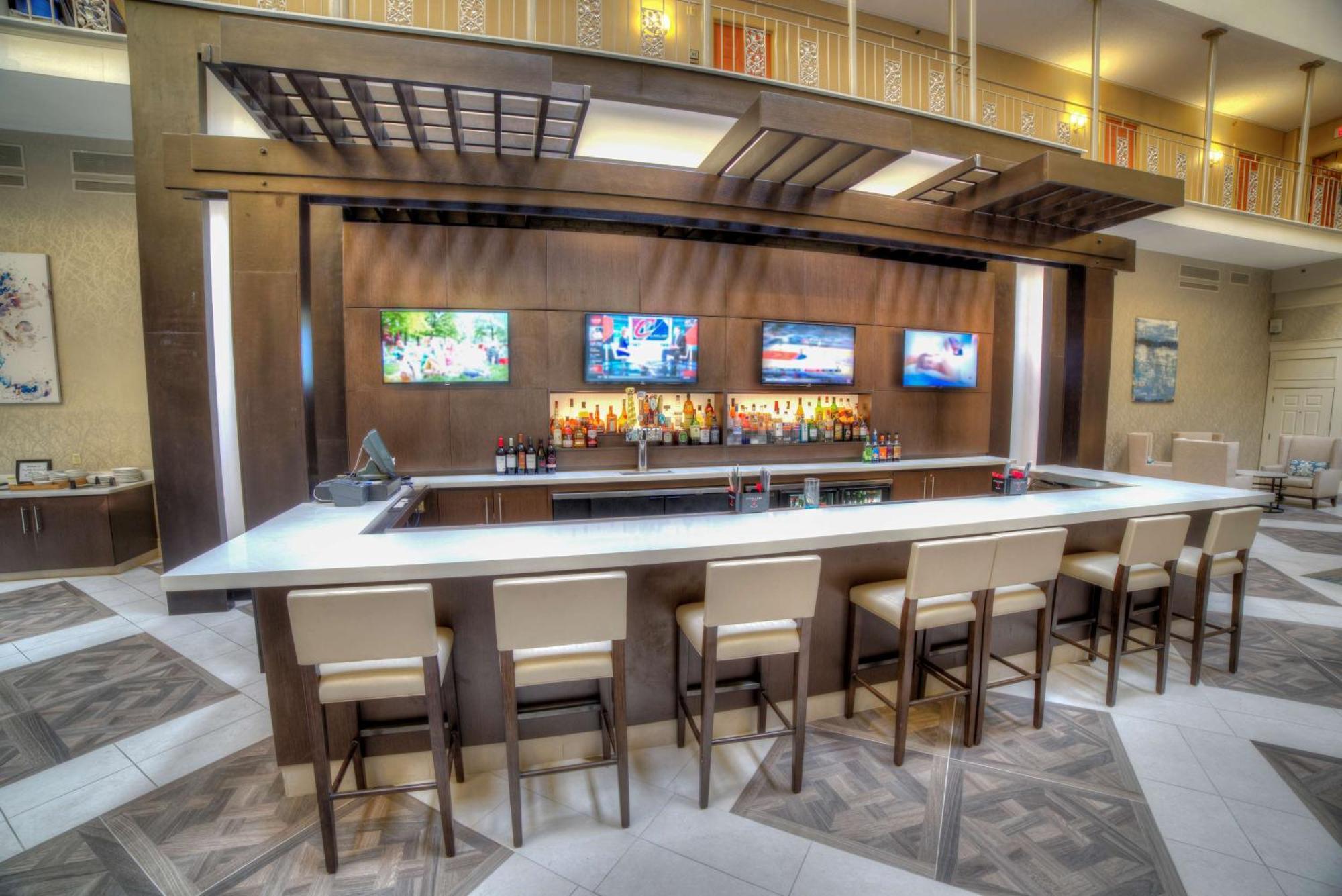 Doubletree Suites By Hilton At The Battery Atlanta Smyrna Eksteriør billede
