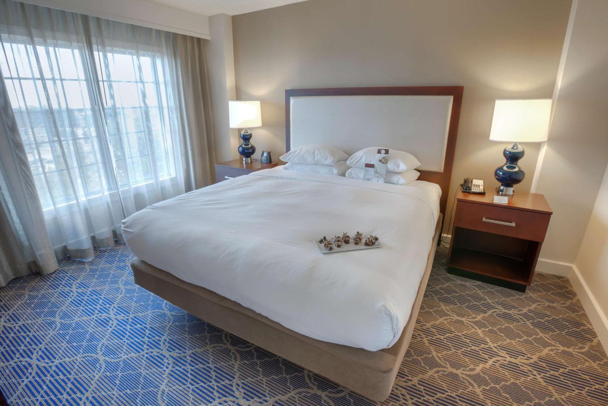 Doubletree Suites By Hilton At The Battery Atlanta Smyrna Eksteriør billede