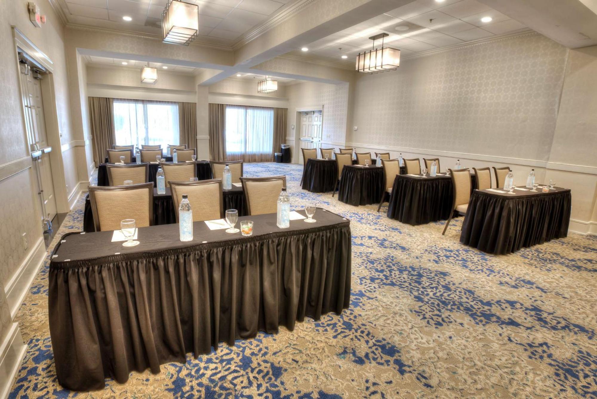 Doubletree Suites By Hilton At The Battery Atlanta Smyrna Eksteriør billede