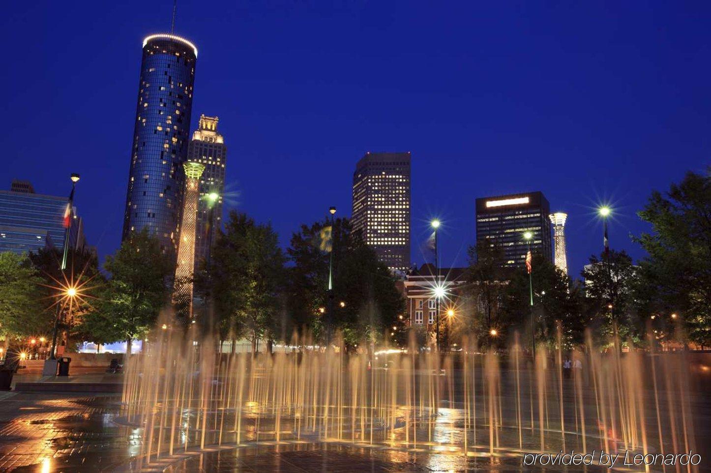 Doubletree Suites By Hilton At The Battery Atlanta Smyrna Bekvemmeligheder billede